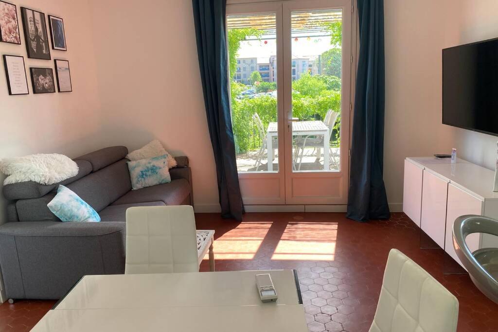 Petite Maison De Charme - Le Jardin Secret D'Alice Roquebrune-sur Argens Exterior foto