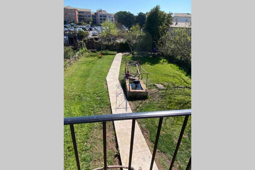 Petite Maison De Charme - Le Jardin Secret D'Alice Roquebrune-sur Argens Exterior foto